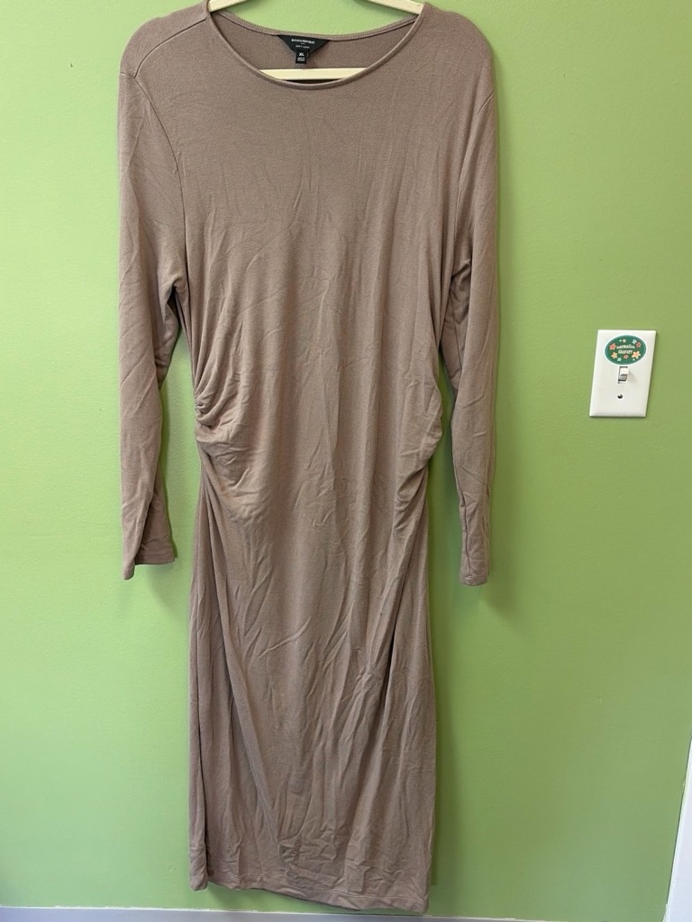 Banana Republic Taupe Long-Sleeve Ruched Midi Dress